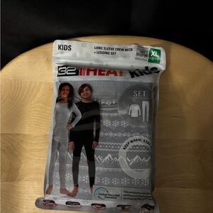 Kids Long Sleeve Crew Neck and Legging Set - XL (16/18)